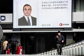 Nissan, incriminato l'ex presidente Ghosn Nissan, incriminato l'ex presidente Ghosn